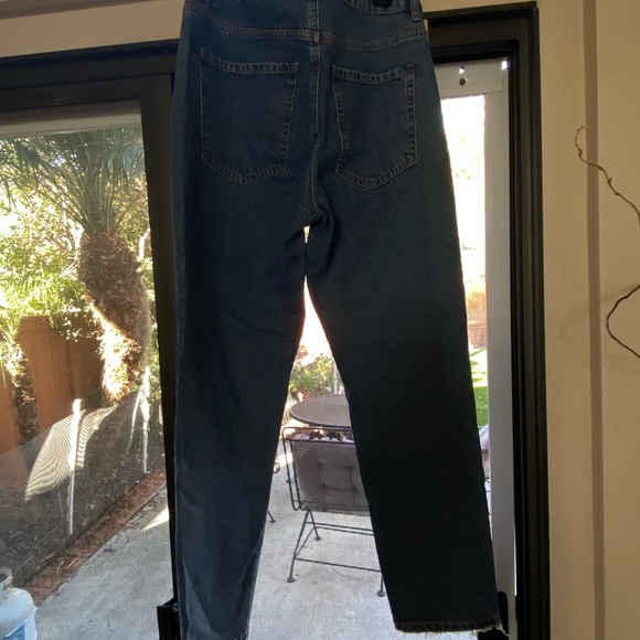 Garage Mom Jeans - Picture 2 of 3